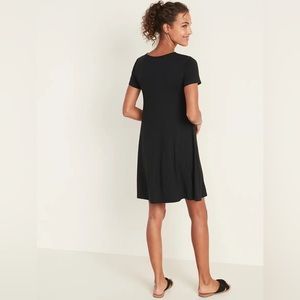 Old Navy Short Sleeve Knit Swing Dress